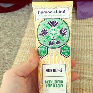 Human Kind Body Soufflé